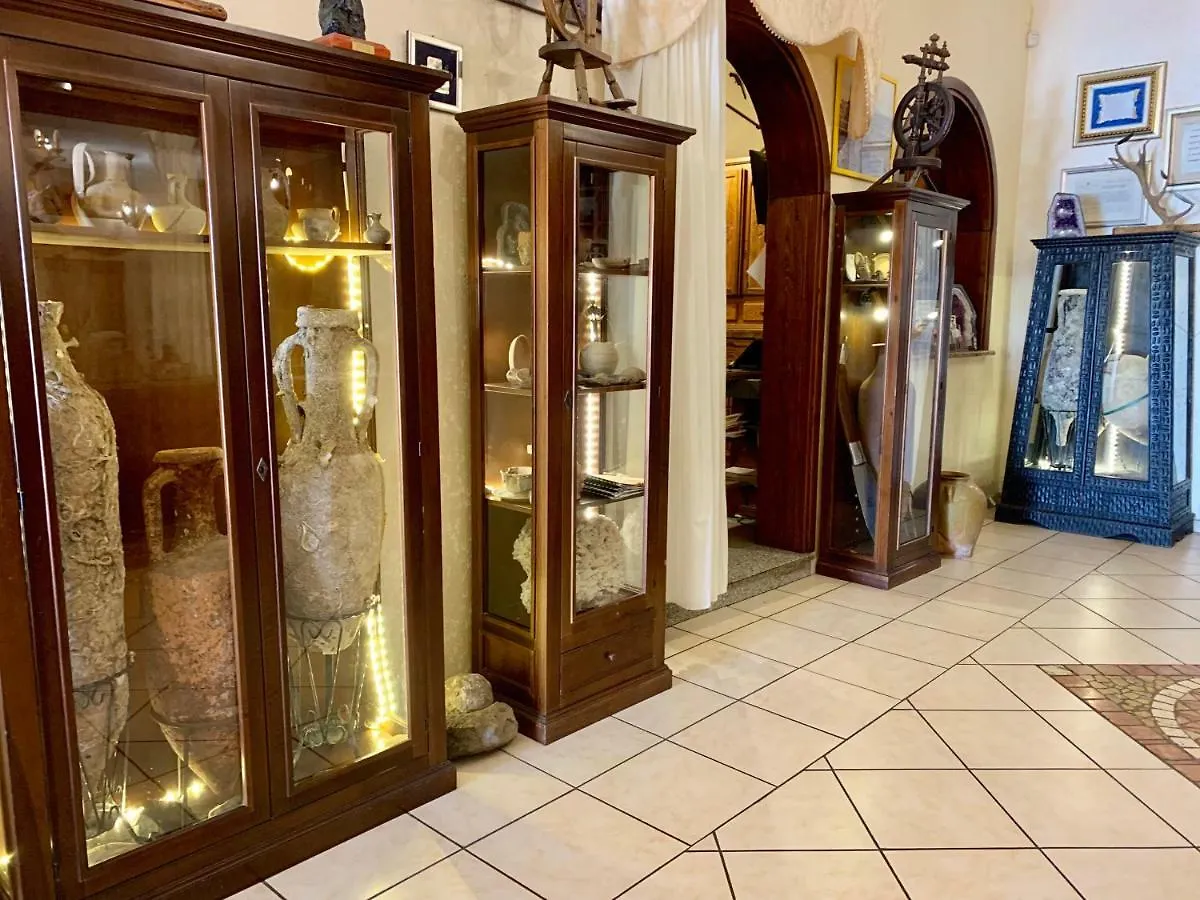 Hotel Villaggio Ristorante Pizzeria Museo Tanit Carbonia
